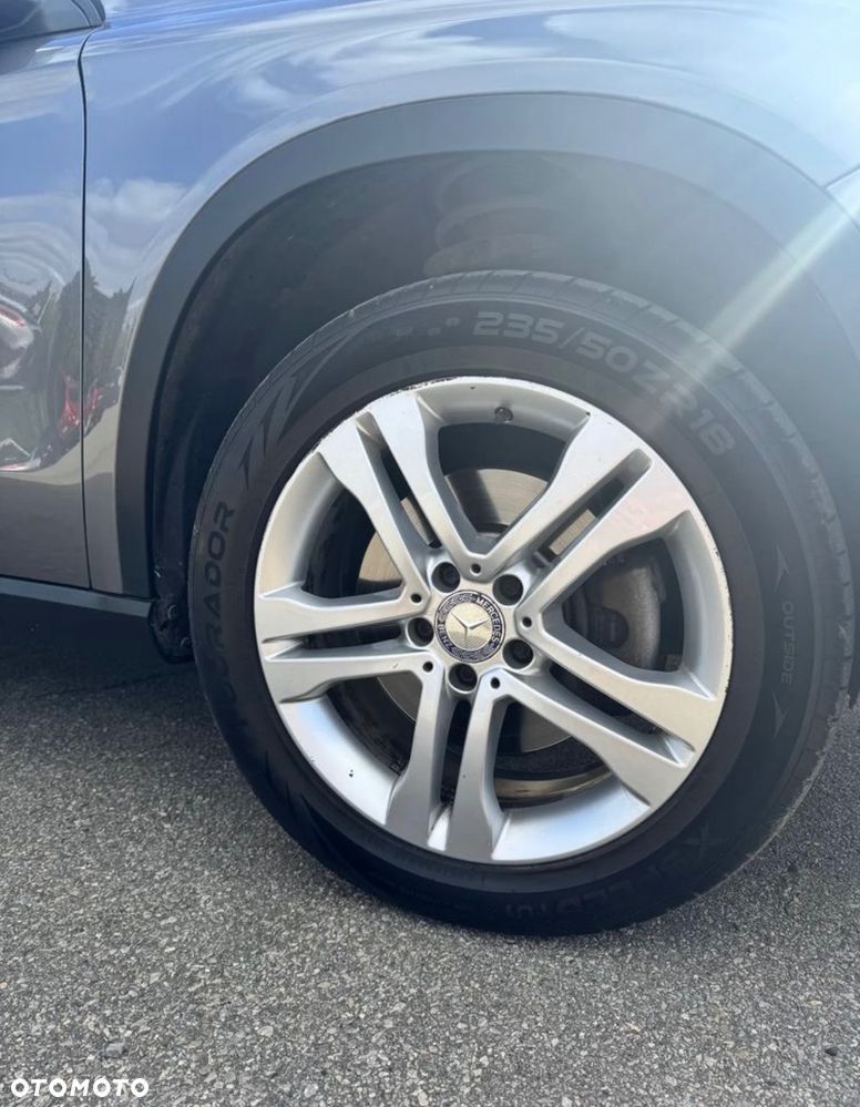 Mercedes-Benz GLA 250 4-Matic - 11