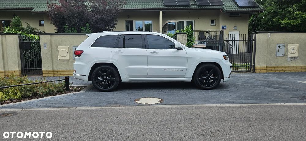 Jeep Grand Cherokee 5.7 V8 HEMI Overland Summit - 11