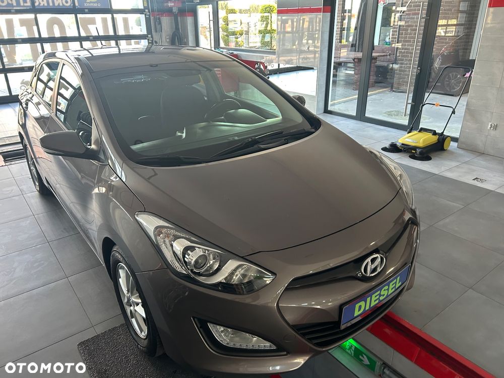 Hyundai i30 1.6 CRDi BlueDrive Classic - 11