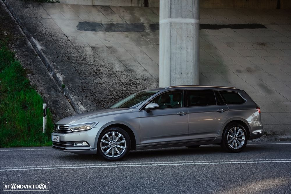 VW Passat Variant 2.0 TDi Highline DSG - 11