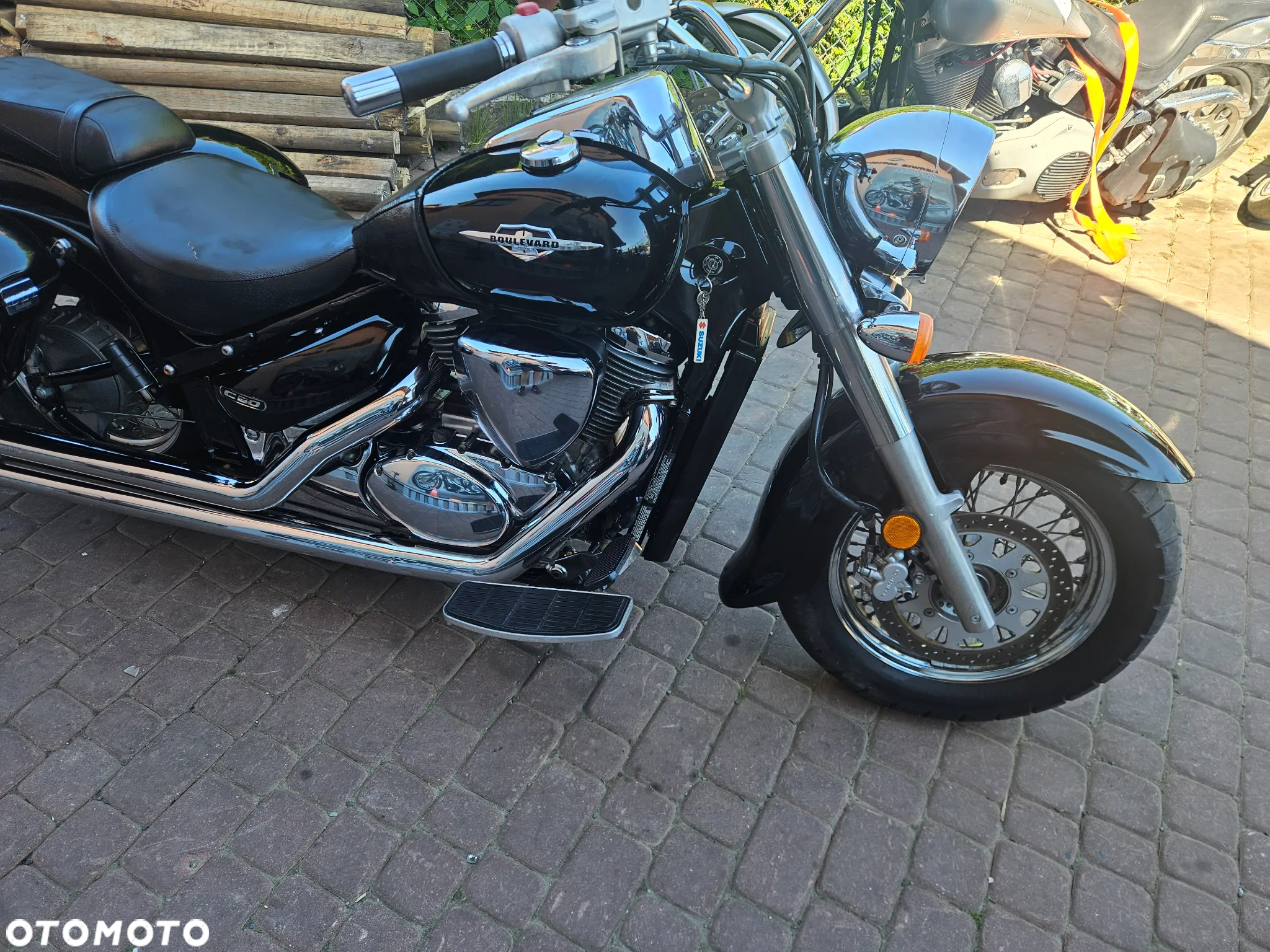 Suzuki VL 800 Volusia - Boulevard C50 - 2