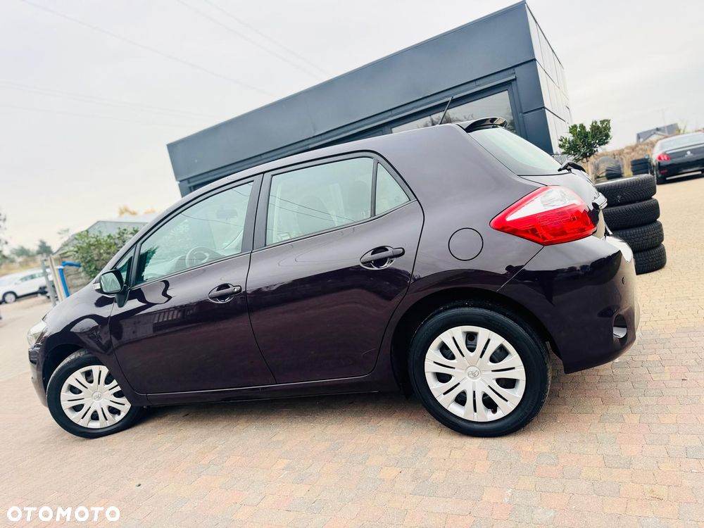 Toyota Auris - 3