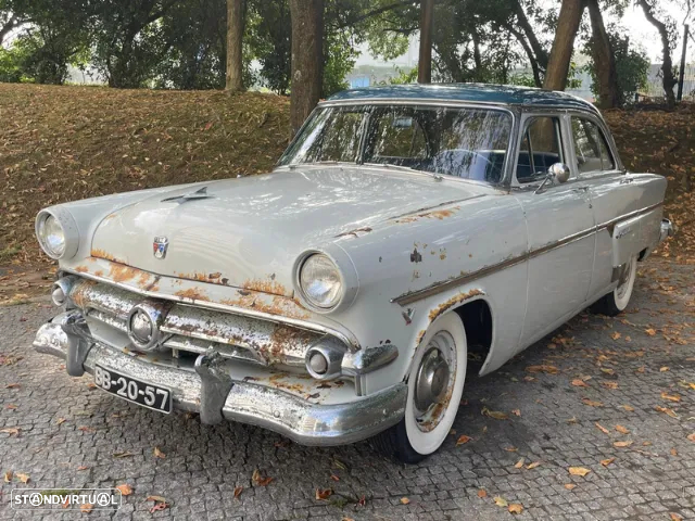 Ford Crestline - 4