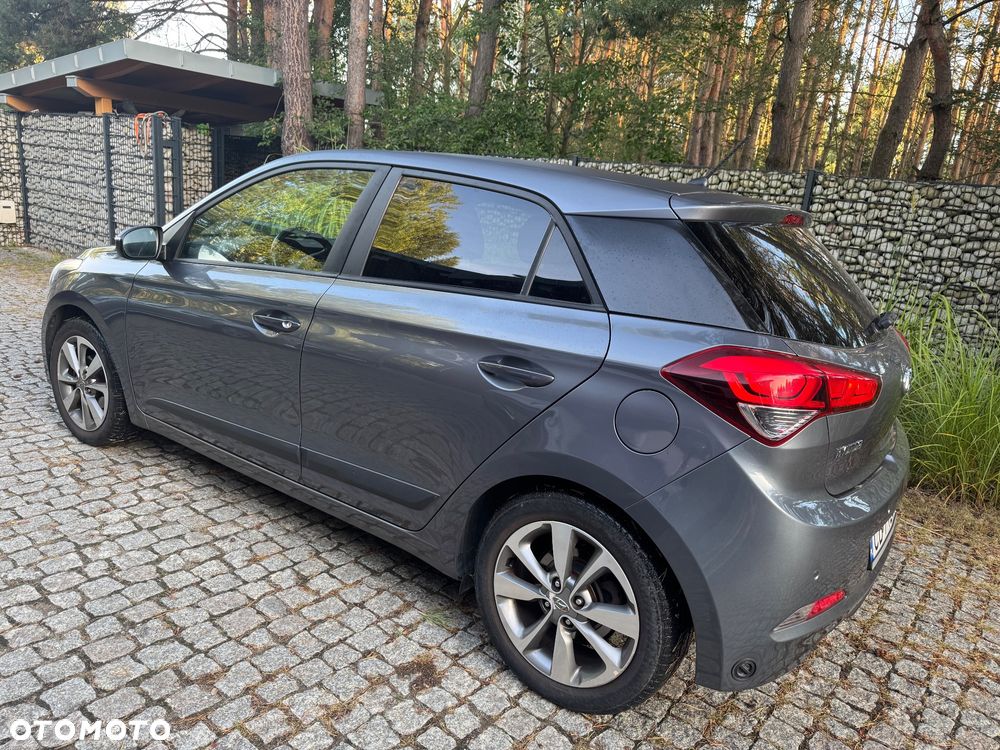 Hyundai i20 1.2 BlueDrive Elegant - 4
