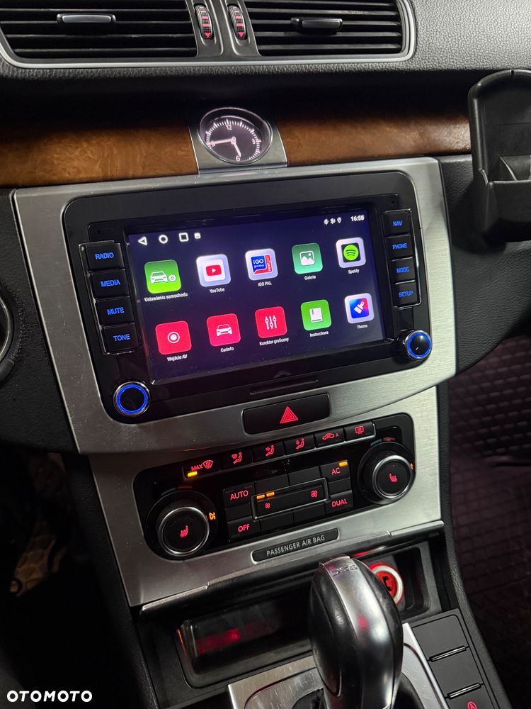 Volkswagen Passat - 28