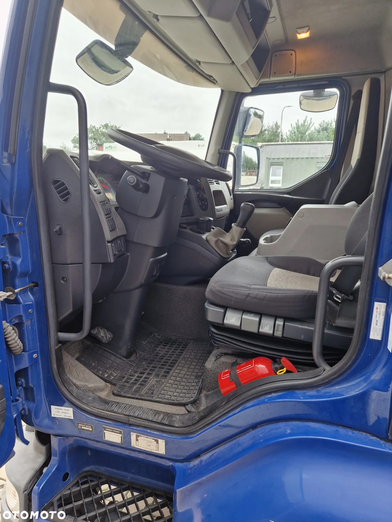 Renault MIDLUM 12.220 - 10
