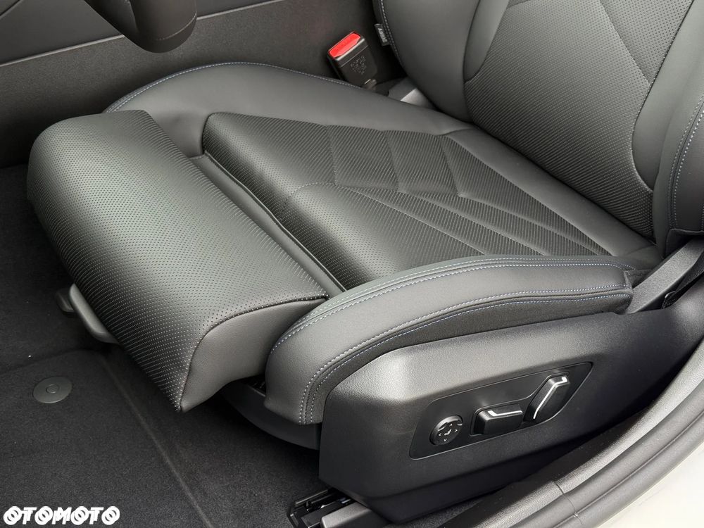 BMW Seria 5 530e PHEV M Sport - 18