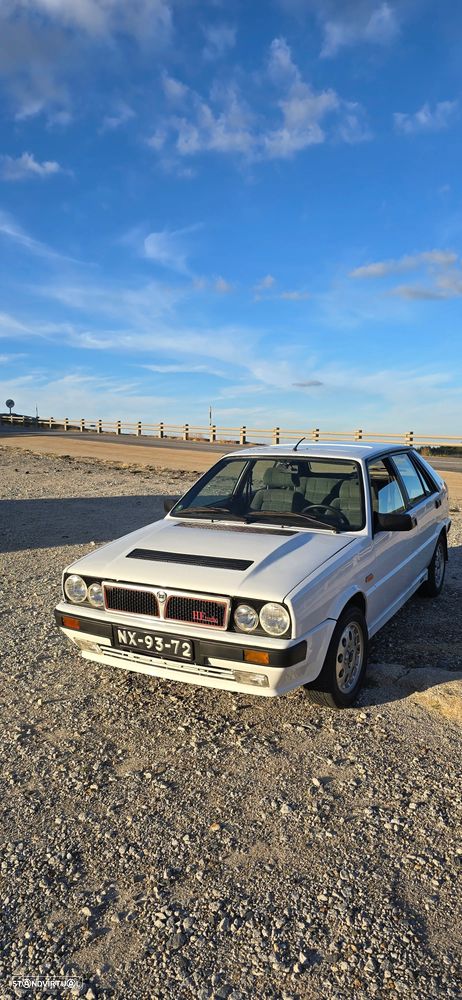 Lancia Delta 1.6 HF Turbo - 22