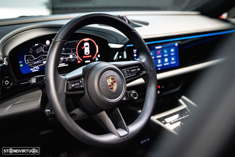 Porsche Macan Electric - 7