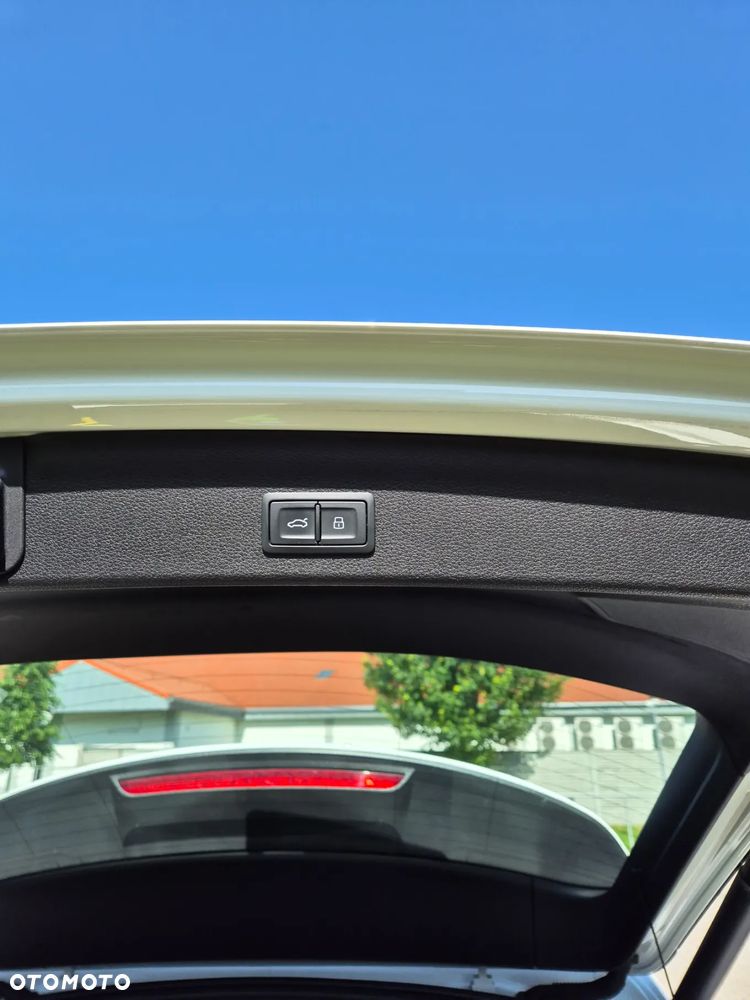 Audi Q3 35 TFSI S tronic - 22