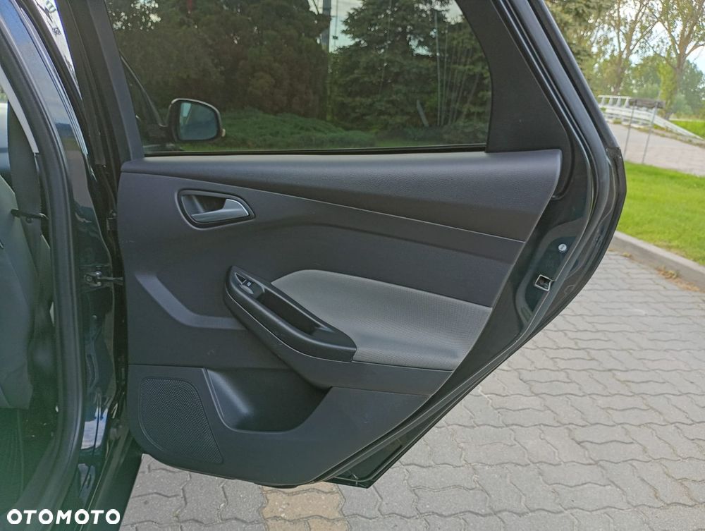 Ford Focus - 28