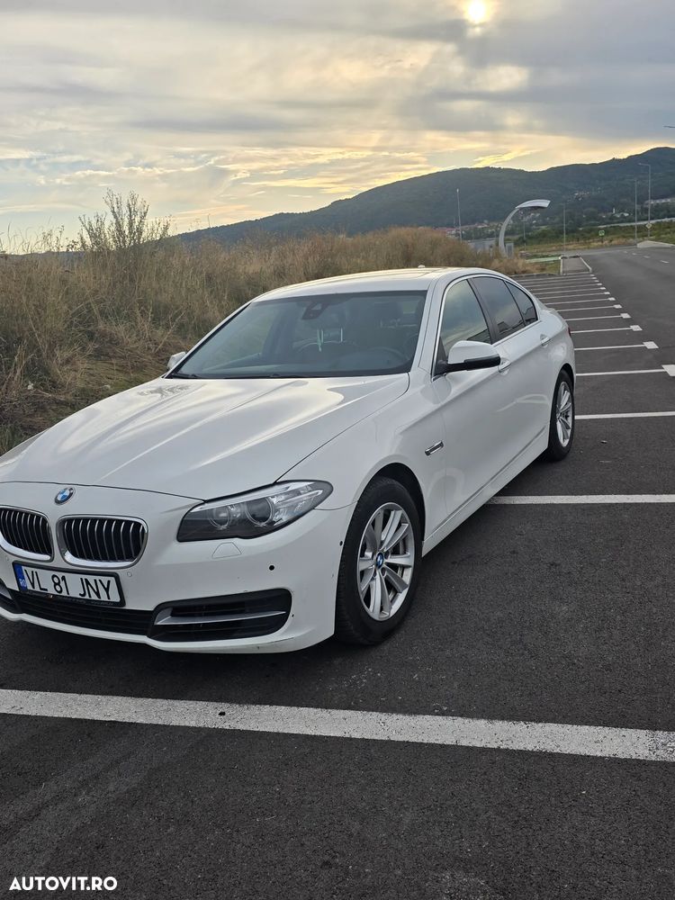 BMW Seria 5 520d AT - 2