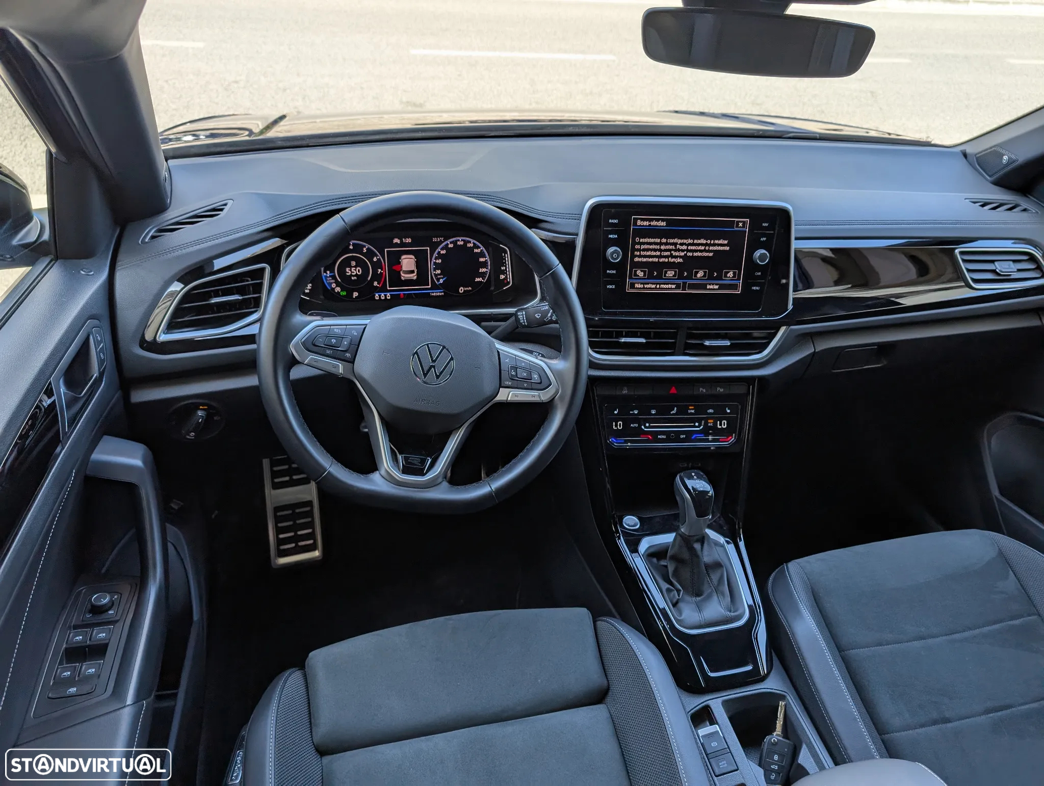 VW T-Roc 1.5 TSI R-Line DSG - 11