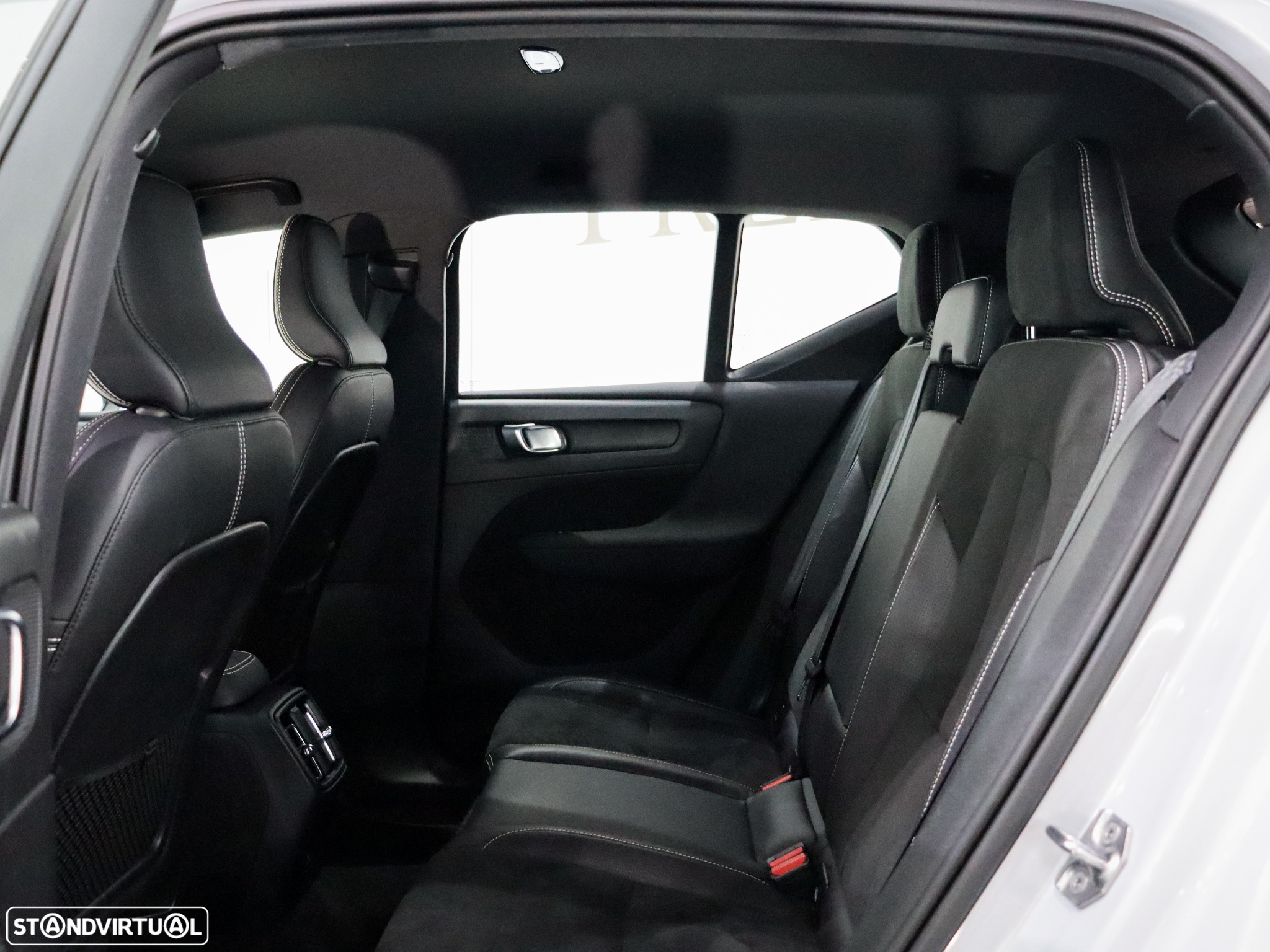 Volvo XC 40 P8 AWD Recharge RDesign - 15