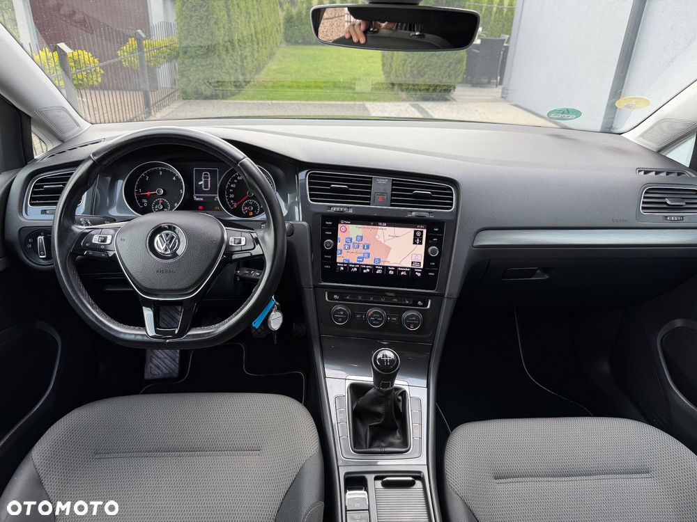 Volkswagen Golf 1.6 TDI BMT Highline - 8