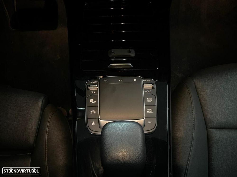 Mercedes-Benz A 250 Limousine - 23