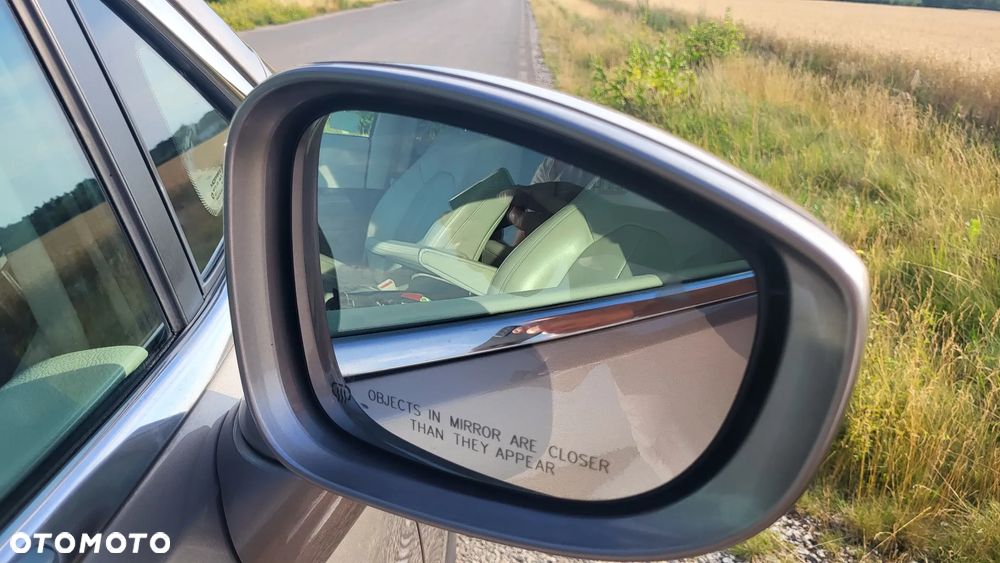 Chrysler Pacifica - 28