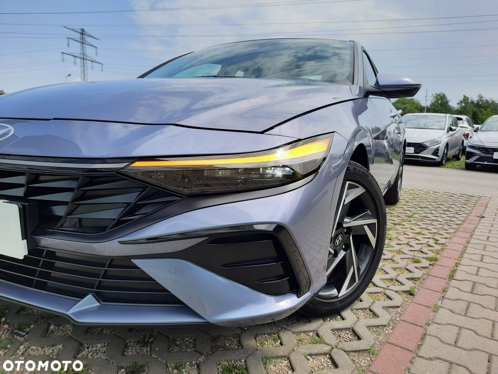 Hyundai Elantra 1.6 Smart CVT - 34