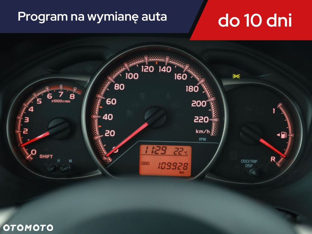 Toyota Yaris - 10