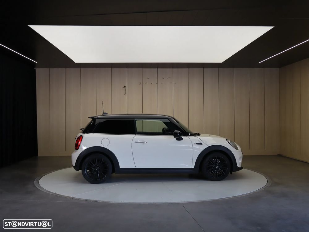 MINI 3 Portas One D - 7