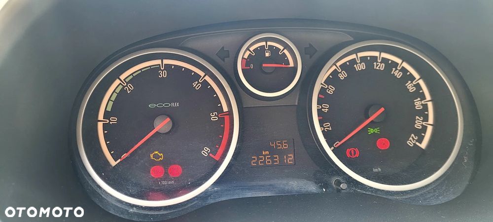 Opel Corsa - 18