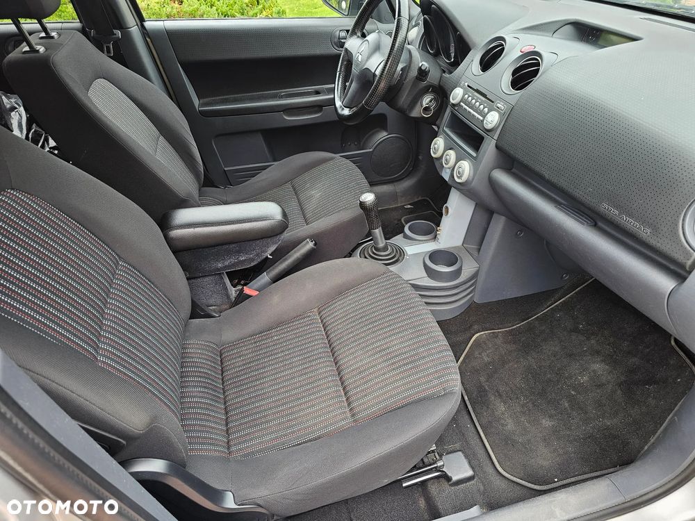 Mitsubishi Colt 1.1 Invite - 7