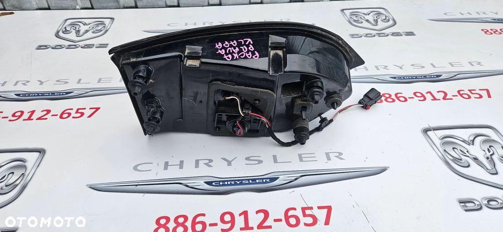 Chrysler Pacifica 2016- Lampa tył prawy Lampa tylna prawa  P68228940AE ORYGINAŁ IDEALNE LED - 9