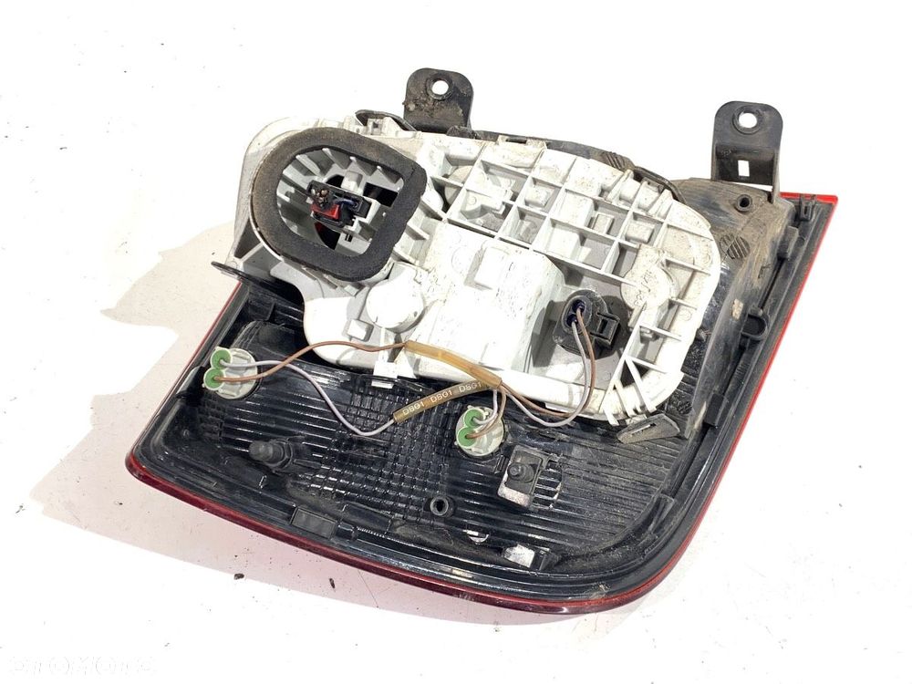 LAMPA PRAWY TYŁ  SKODA RAPID (NH3, NK3, NK6) 2012 - 2022 1.6 TDI 85 kW [115 KM] olej napędowy 2015 - 3
