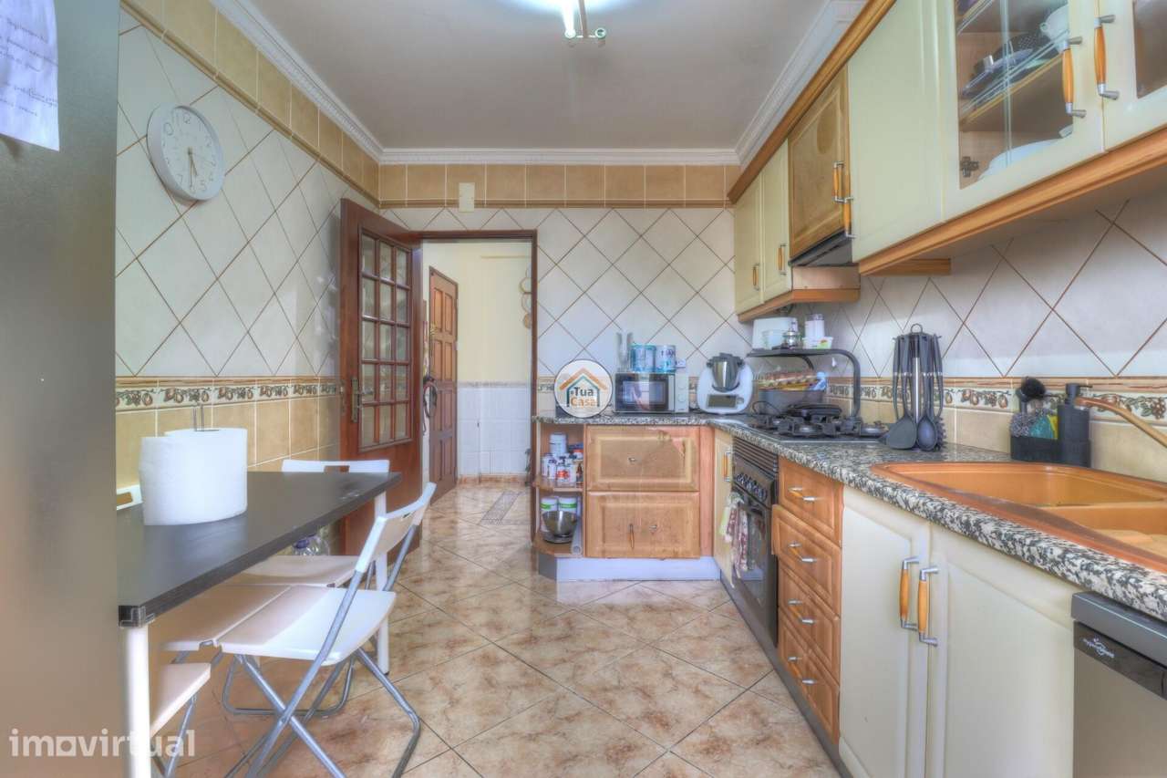 Apartamento T2 no Rés do Chão  70 m2  Áreas Generosas, 2 Varandas Fech - Grande imagem: 2/15