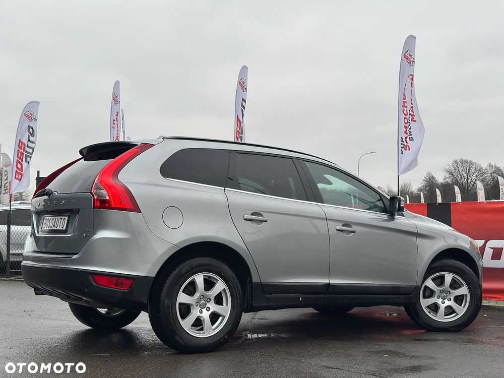 Volvo XC 60 D5 AWD - 4