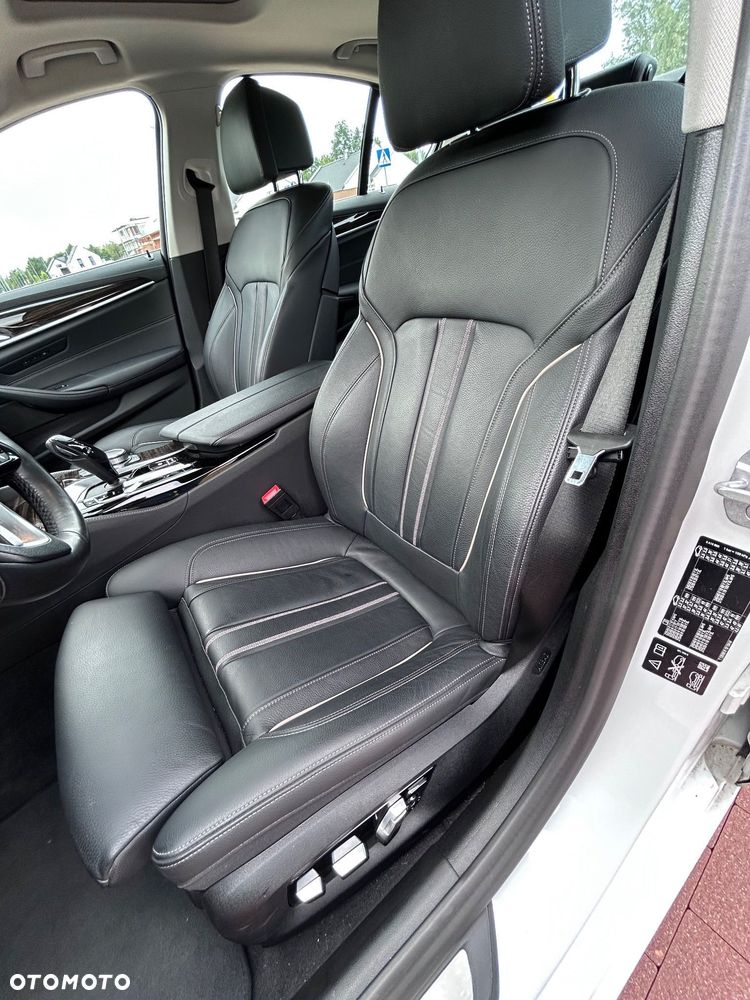BMW Seria 5 520d Luxury Line - 4