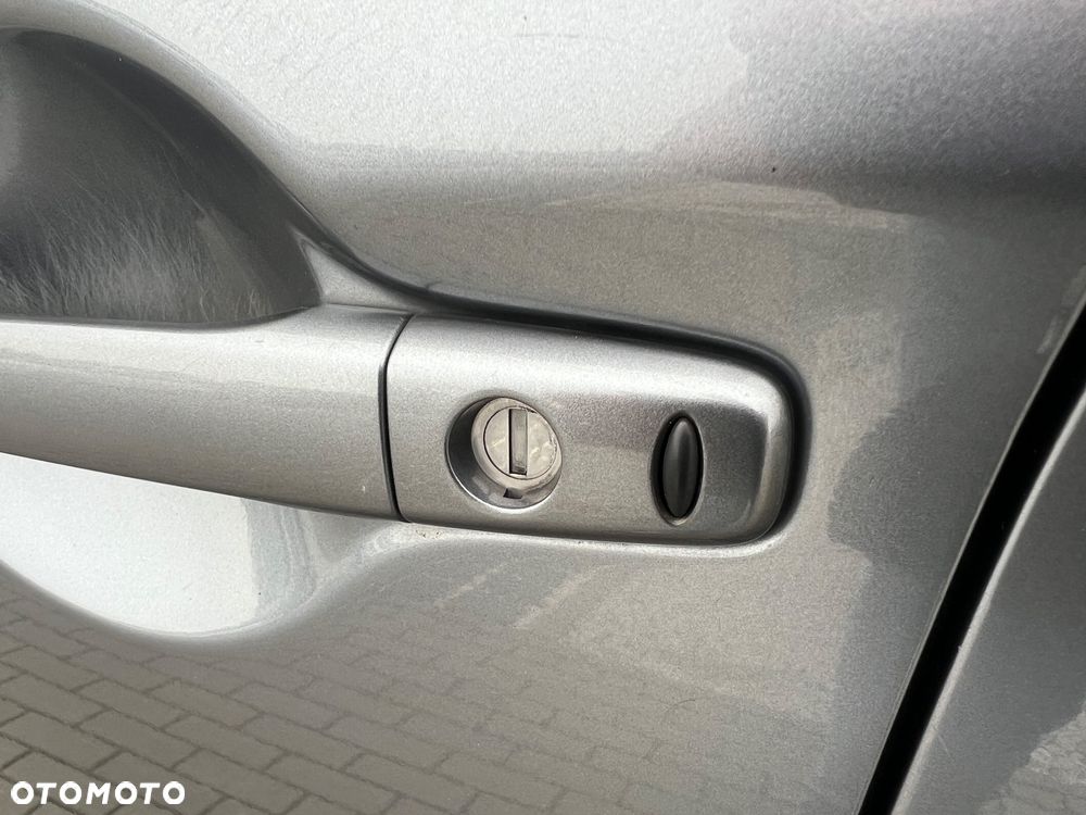 Peugeot 4008 HDI FAP 115 Stop & Start Allure - 19