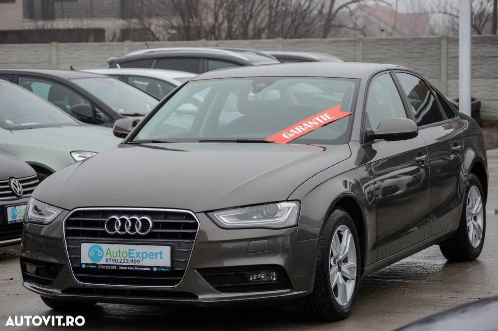 Audi A4 2.0 TDI DPF multitronic Attraction - 14