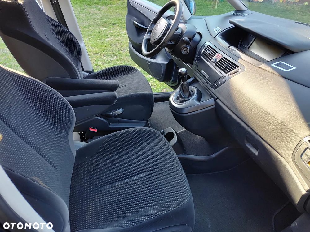 Citroën C4 Picasso - 6