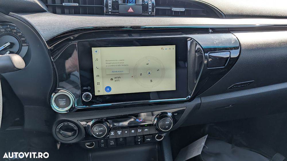 Toyota Hilux 2.8D 204CP 4x4 Double Cab AT MHEV Invincible - 10