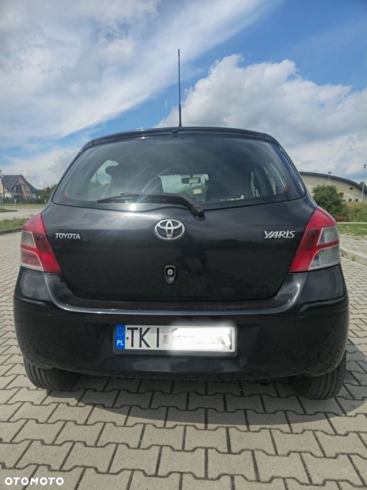 Toyota Yaris 1.4 D-4D Luna EU5 - 5