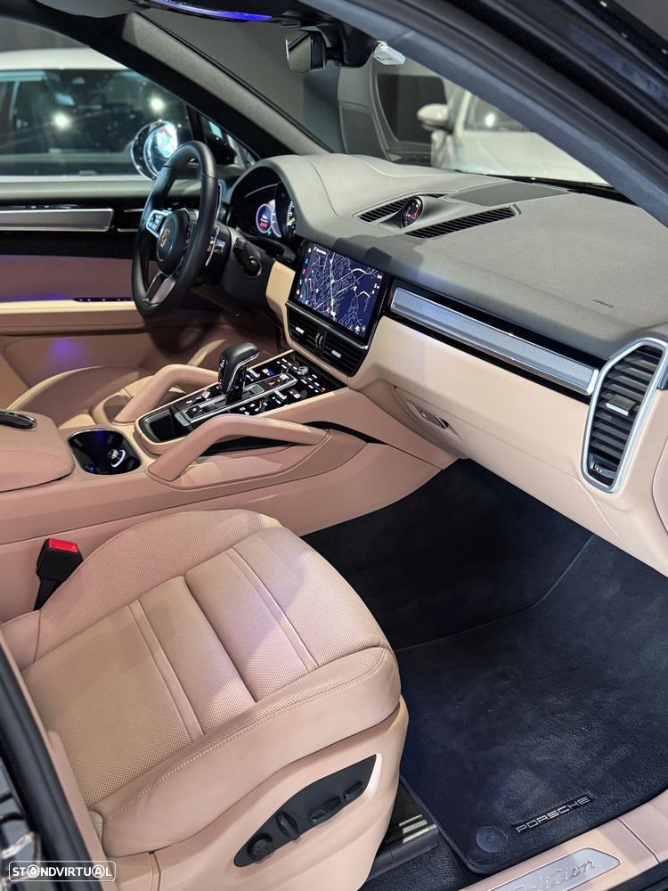 Porsche Cayenne E-Hybrid Platinum Edition - 40