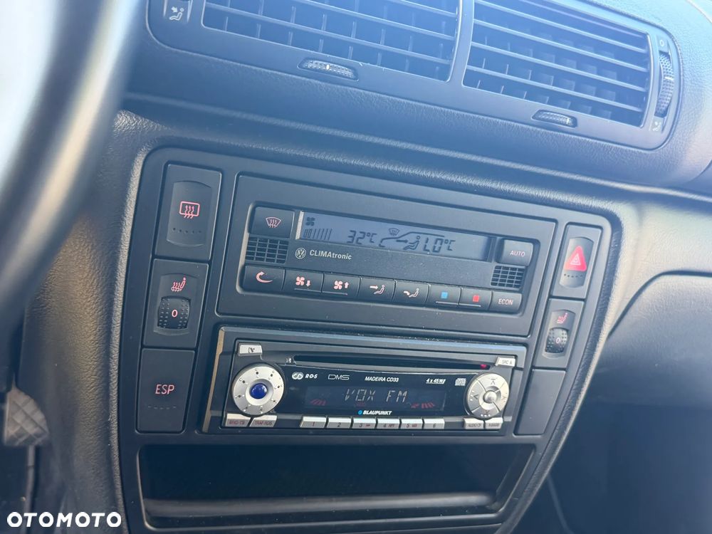 Volkswagen Passat 1.9 TDI - 32