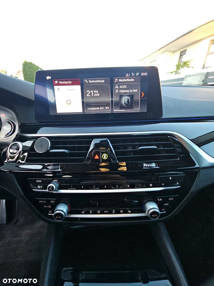 BMW Seria 5 520d Sport Line sport - 14