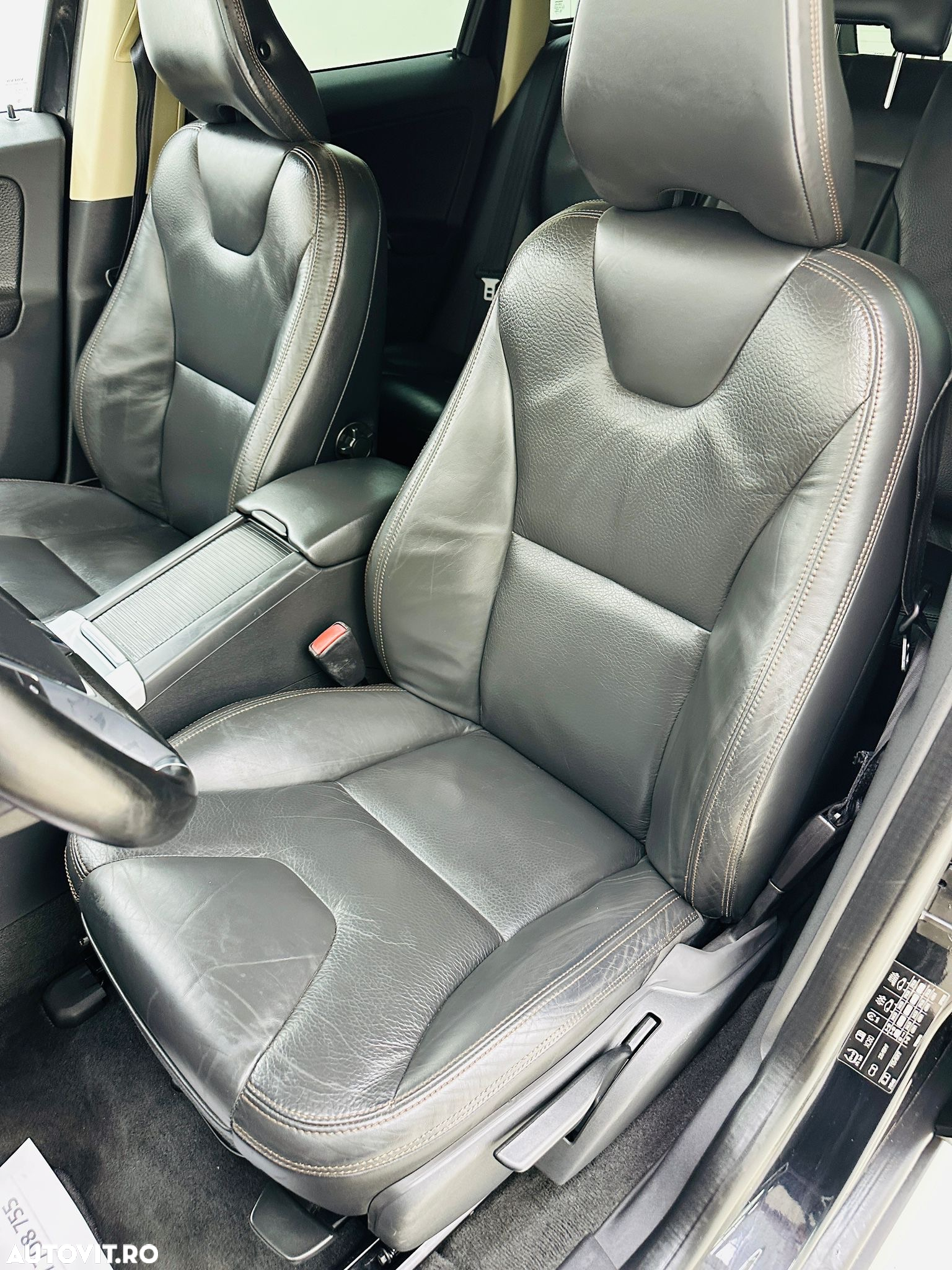 Volvo XC 60 - 15