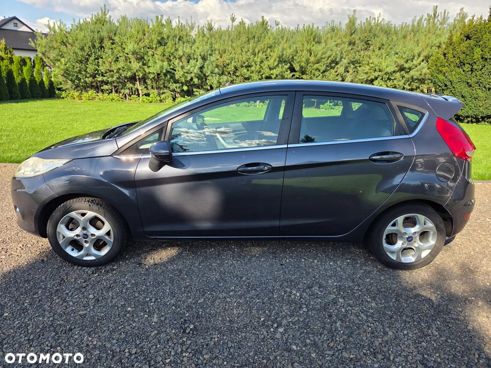 Ford Fiesta 1.4 Titanium - 2