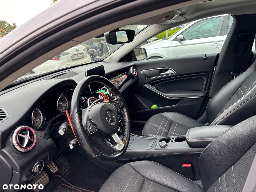 Mercedes-Benz CLA 250 4-Matic Sport - 14