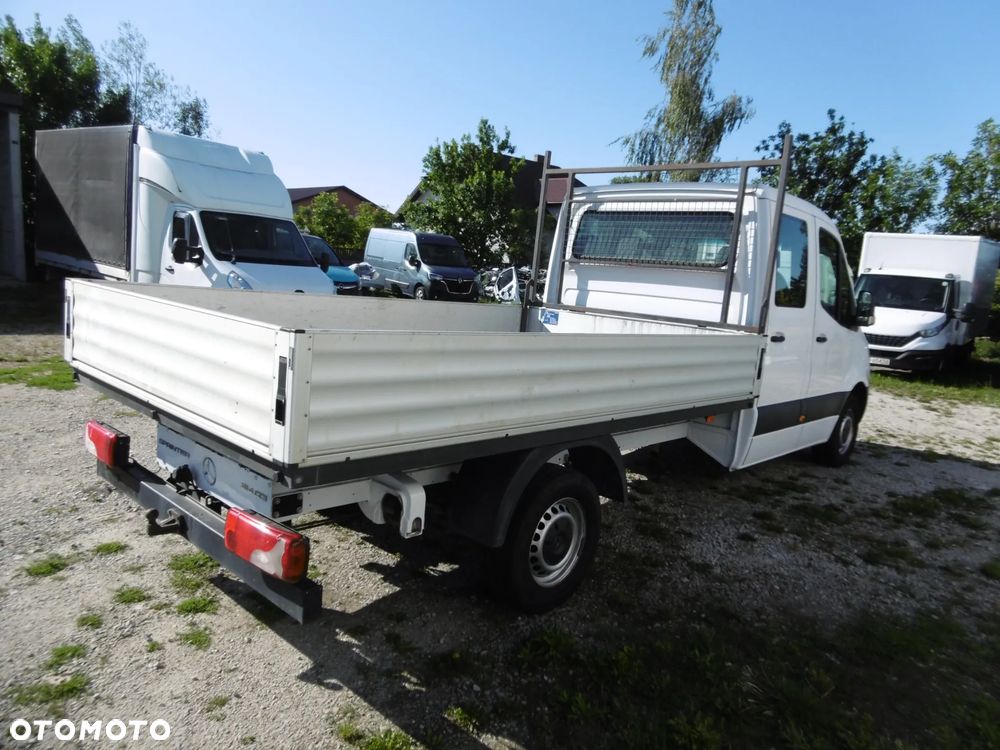 Mercedes-Benz Sprinter - 4