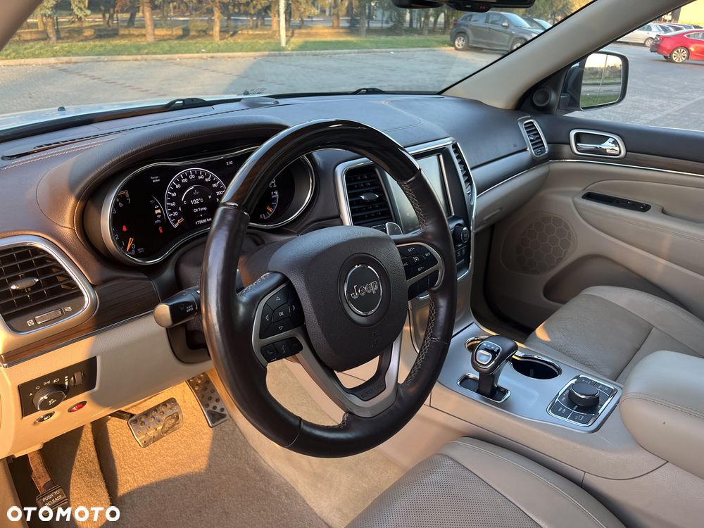 Jeep Grand Cherokee 5.7 V8 HEMI Overland - 11