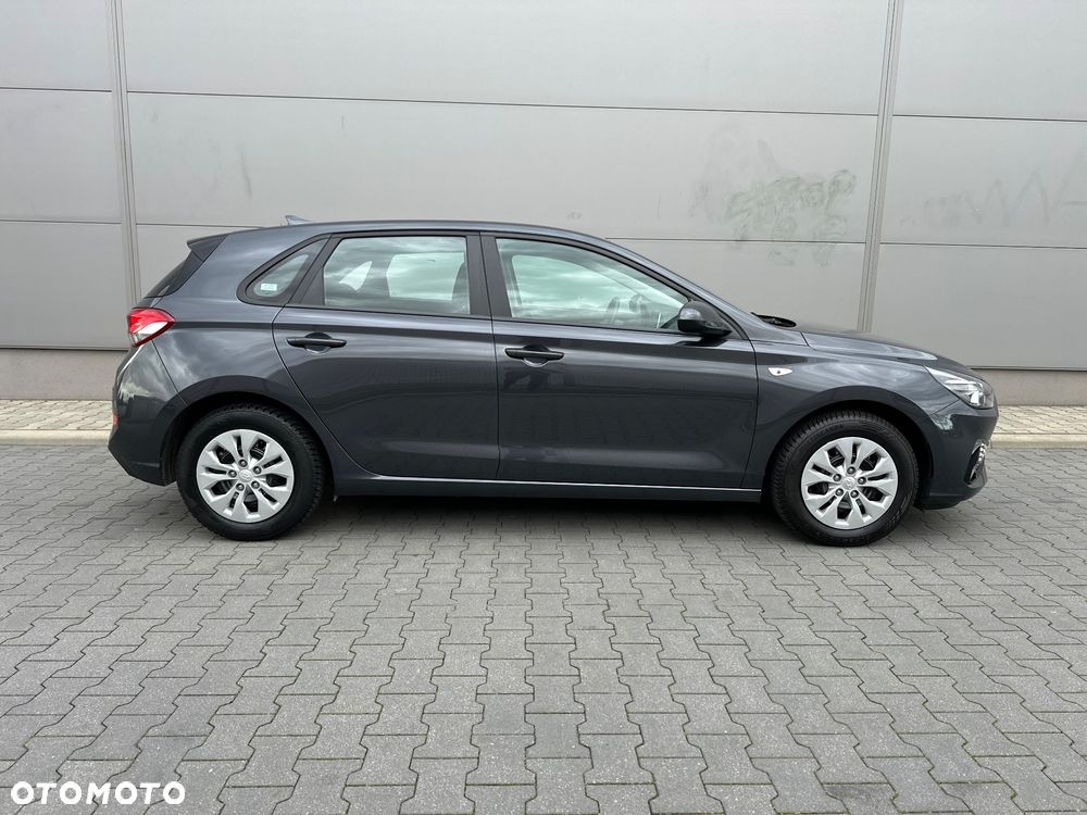 Hyundai i30 1.5 DPI Modern - 18