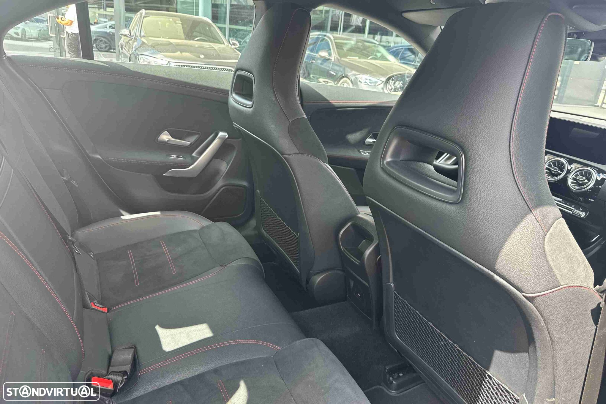 Mercedes-Benz CLA 250 e - 10
