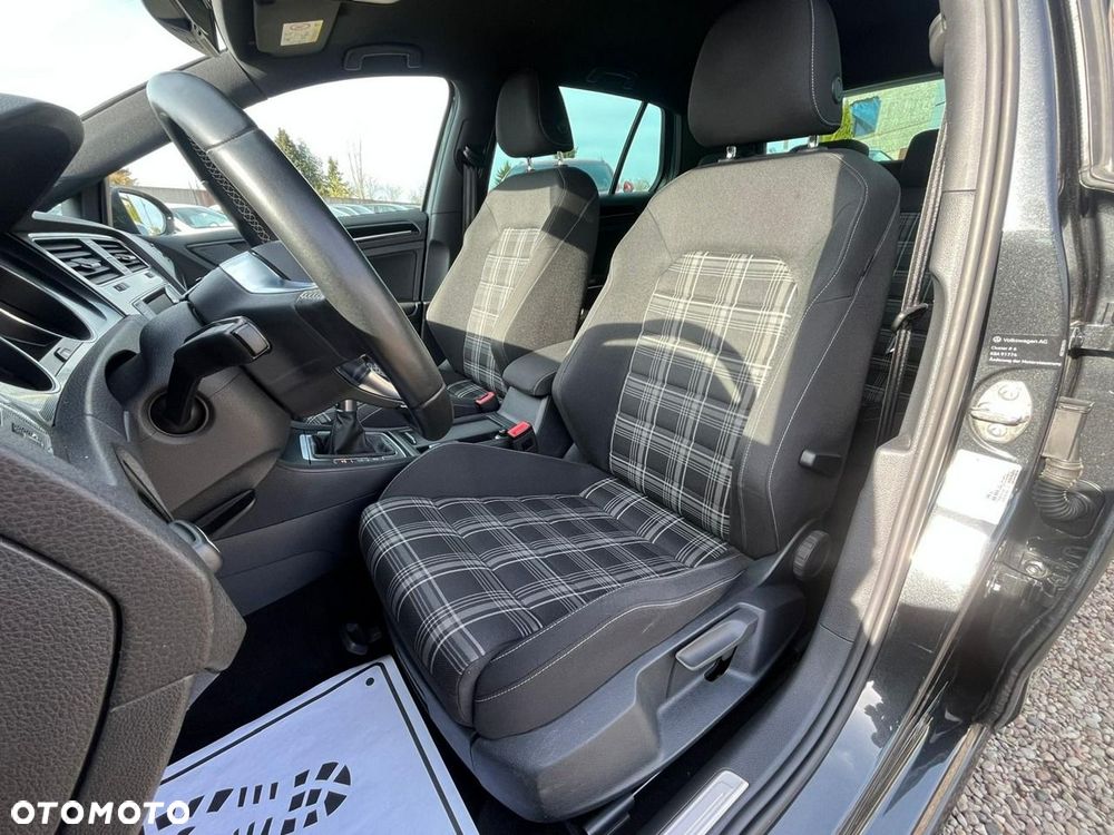 Volkswagen Golf 2.0 TDI BMT GTD - 20