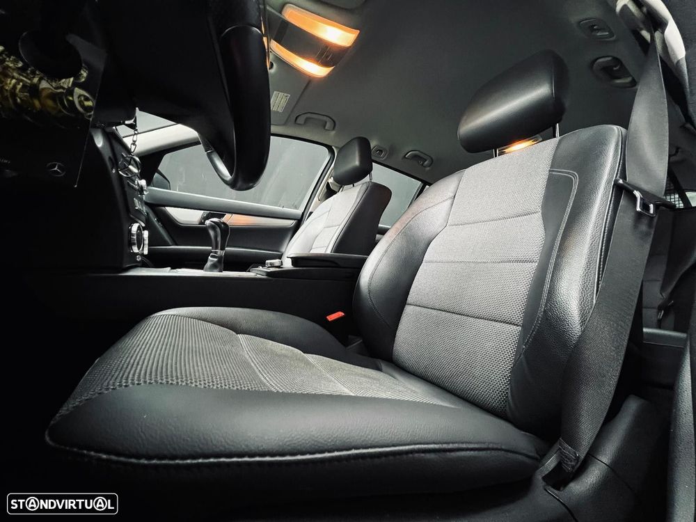 Mercedes-Benz C 220 CDi Avantgarde BE - 33