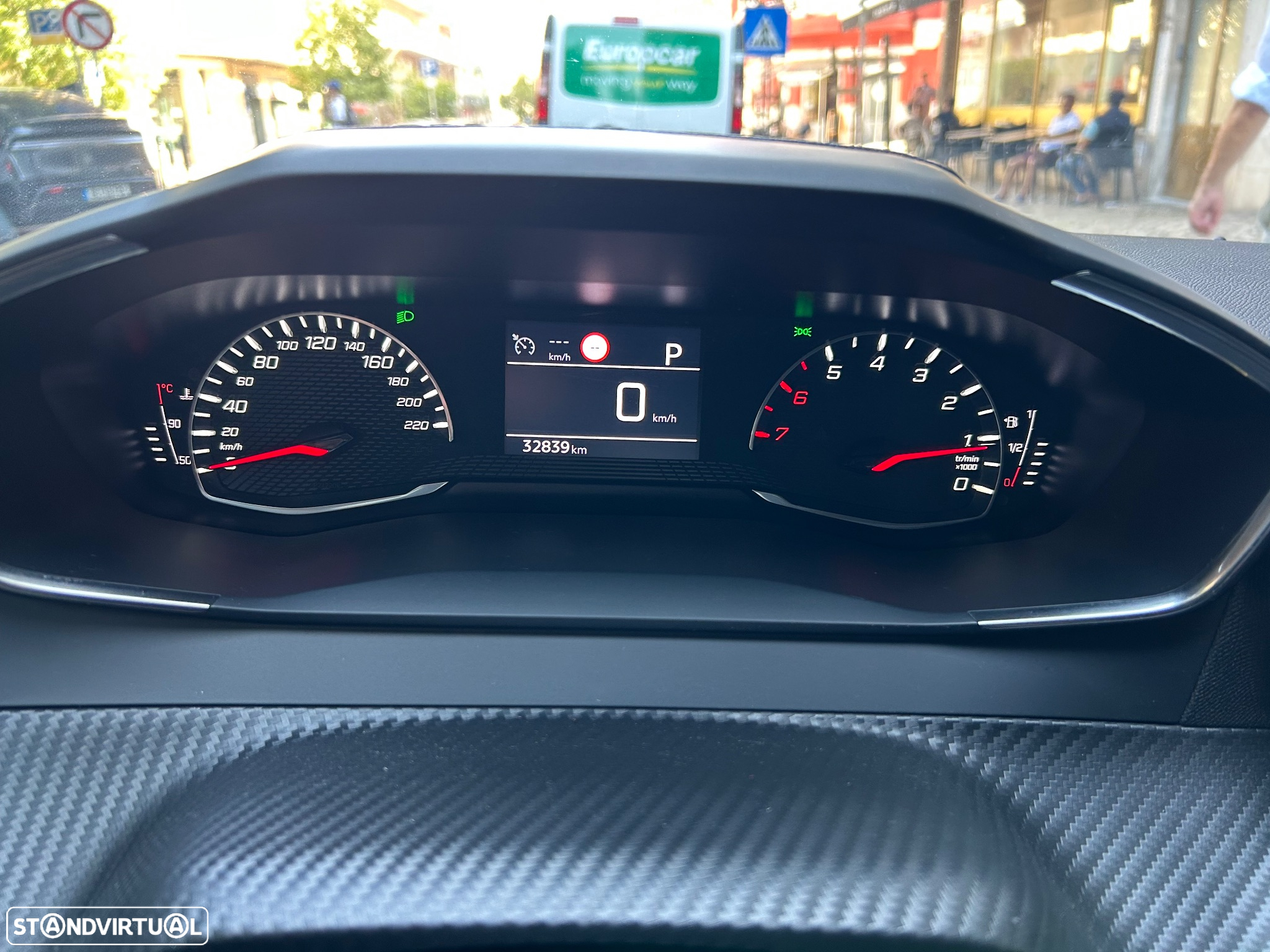 Peugeot 208 1.2 PureTech Allure Pack EAT8 - 7
