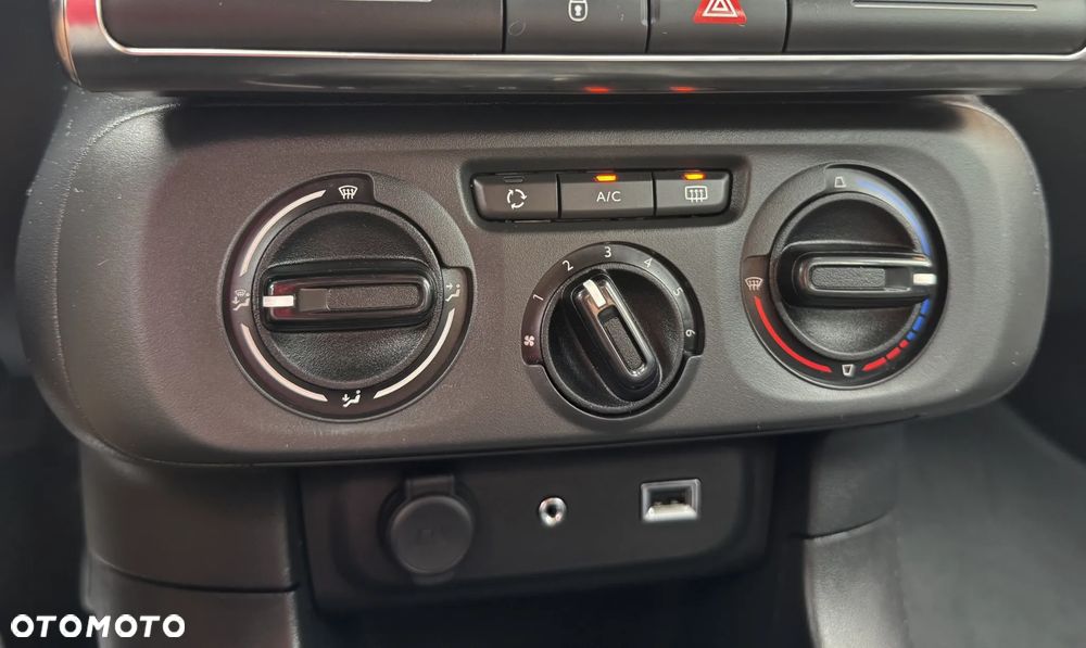 Citroën C3 1.2 PureTech Feel - 32